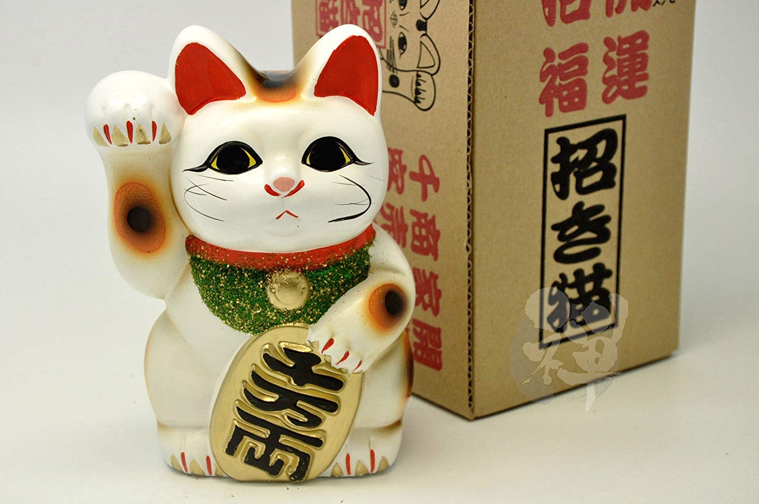 Amazon.co.jp: 常滑焼 招き猫 白小判猫(右手) 5号 [6603]110/100/160